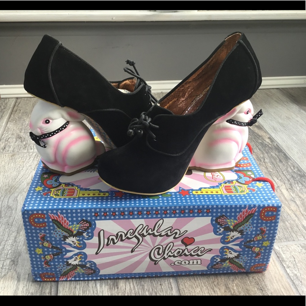 Irregular choice Flopsy Black Suede Heels size 10